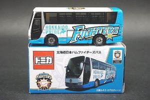 TOMICA トミカ 1/156 三菱ふそう エアロクイーン 北海道 日本ハム