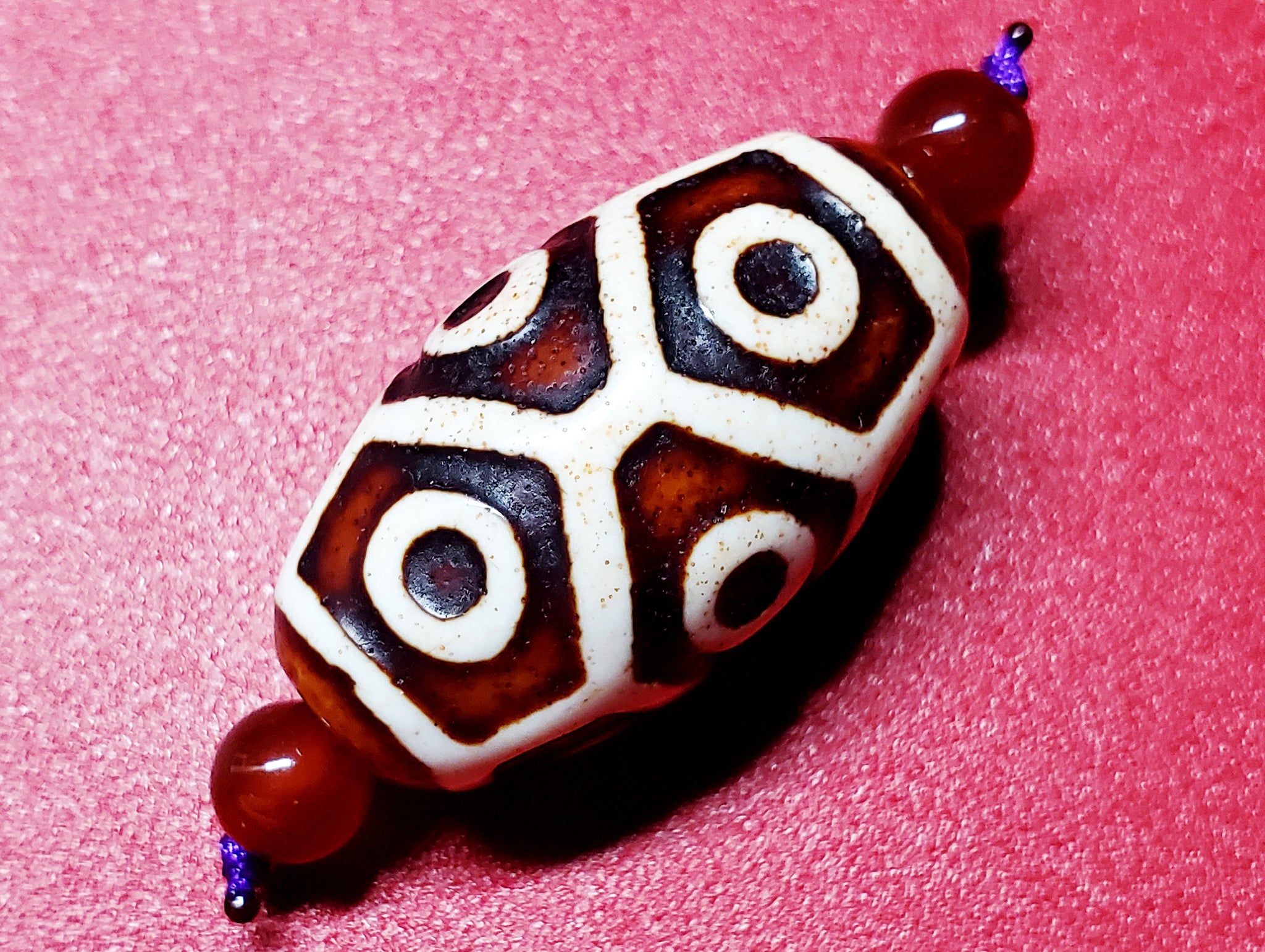 908 天珠 上肯 亀甲長壽九眼天珠 dzibeads！ 908 天珠 上