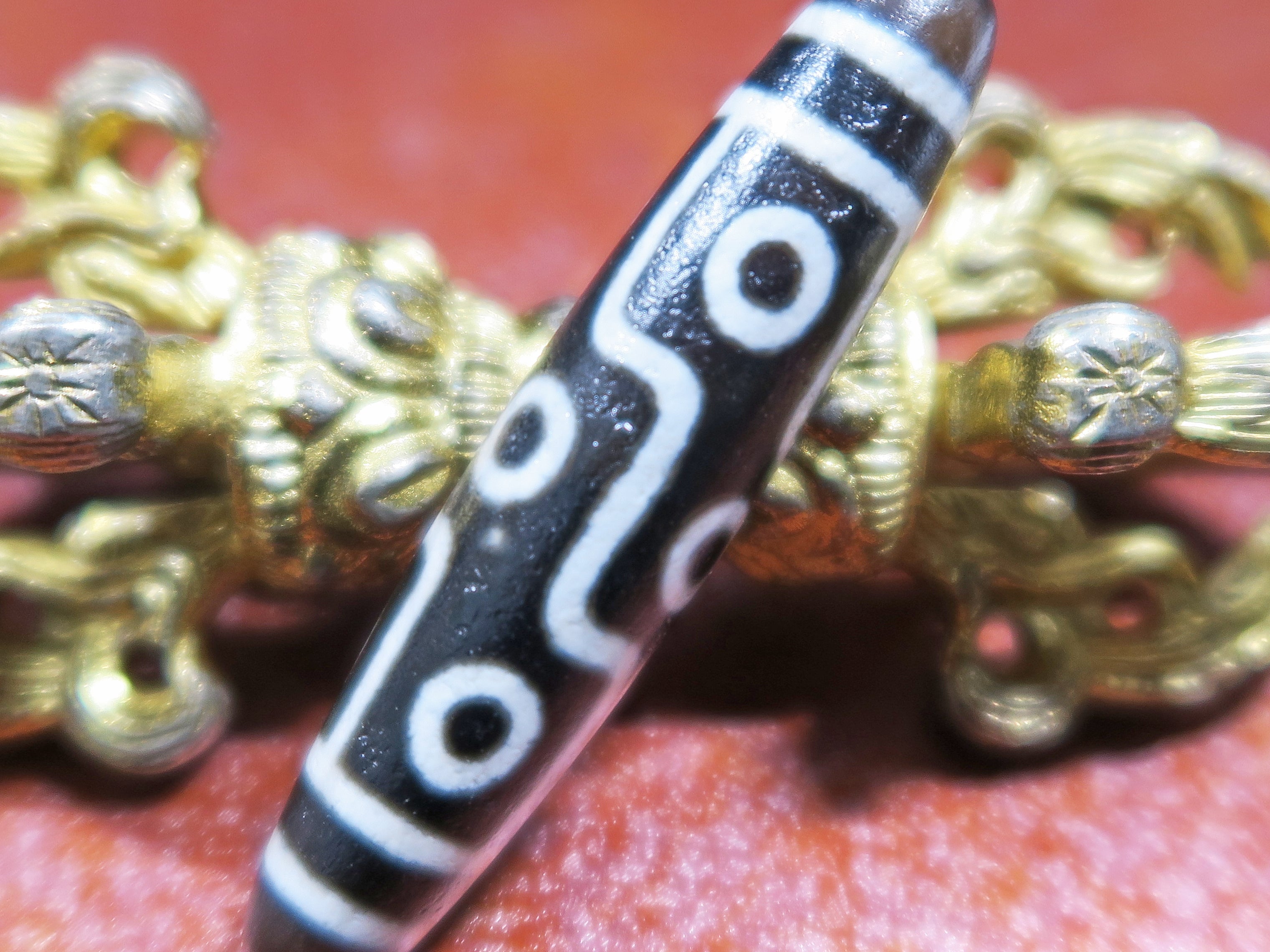 ☆D0602☆古代石 (210) chung dzi 老線珠 ジービーズ天珠 D0602古代石