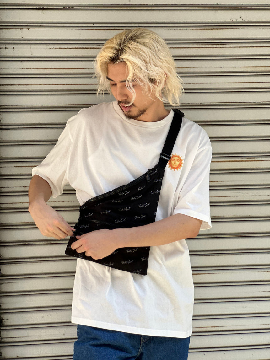FGサコッシュ – Fujii Kaze Official Store