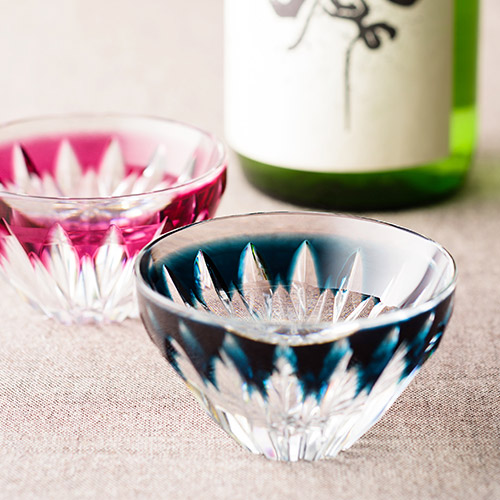 薩摩びーどろ工芸】薩摩切子 富士山盃「青富士」 | 藤巻百貨店