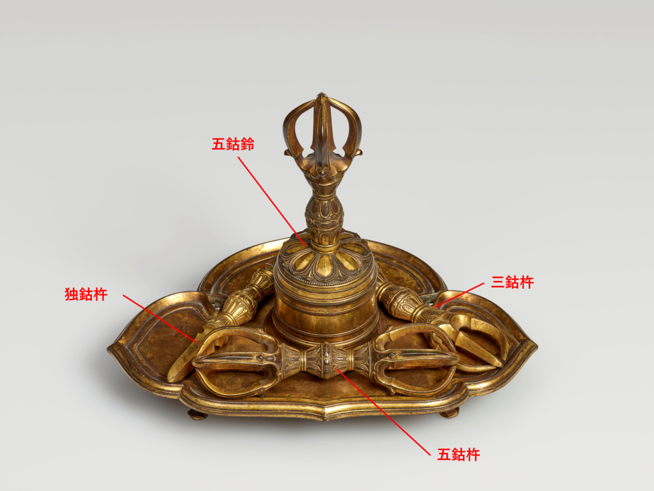 修縁堂】密教法具 摩宝珠燭台灯 供灯壇灯壇灯 宝珠壇灯一対 修縁堂