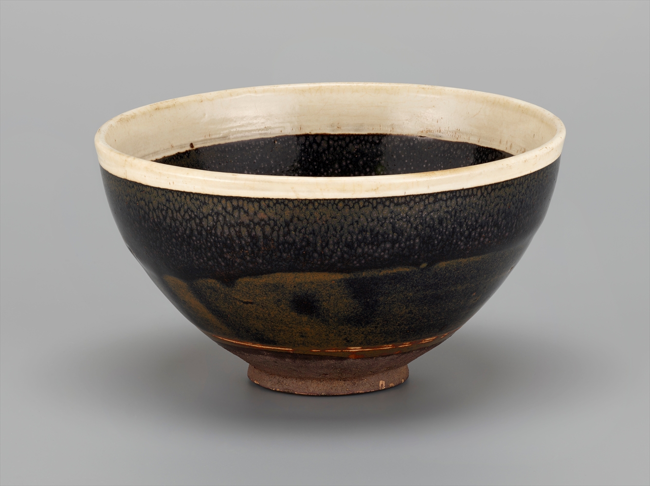 銀色に輝く模様が美しい | 藤田美術館 | FUJITA MUSEUM藤田美術館