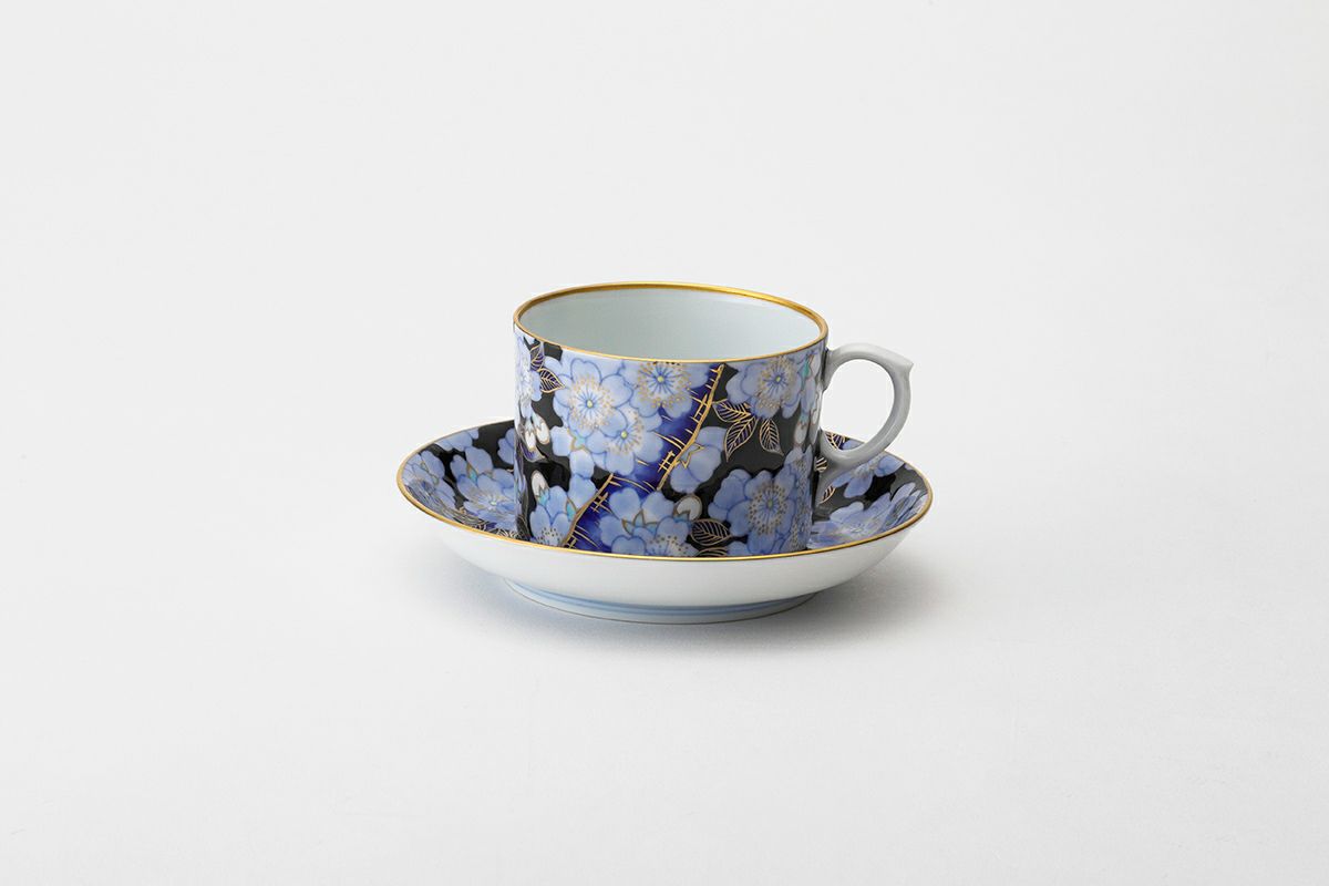 お値下げしました ビンテージ、オールド深川製磁、金彩染錦花丸紋 コーヒー