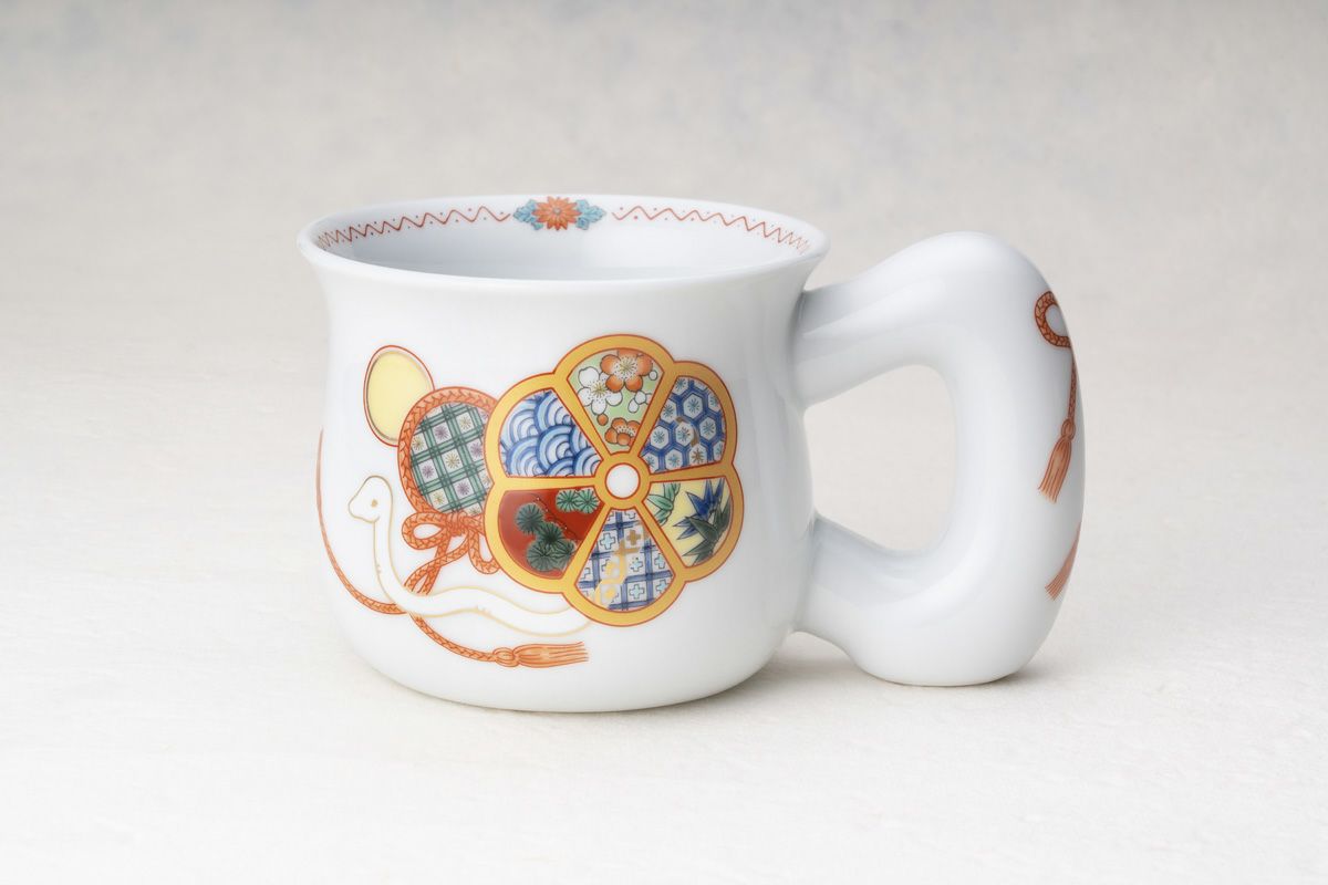 金襴手唐草ひわ色 飾皿 | 有田焼 深川製磁｜公式オンラインストア