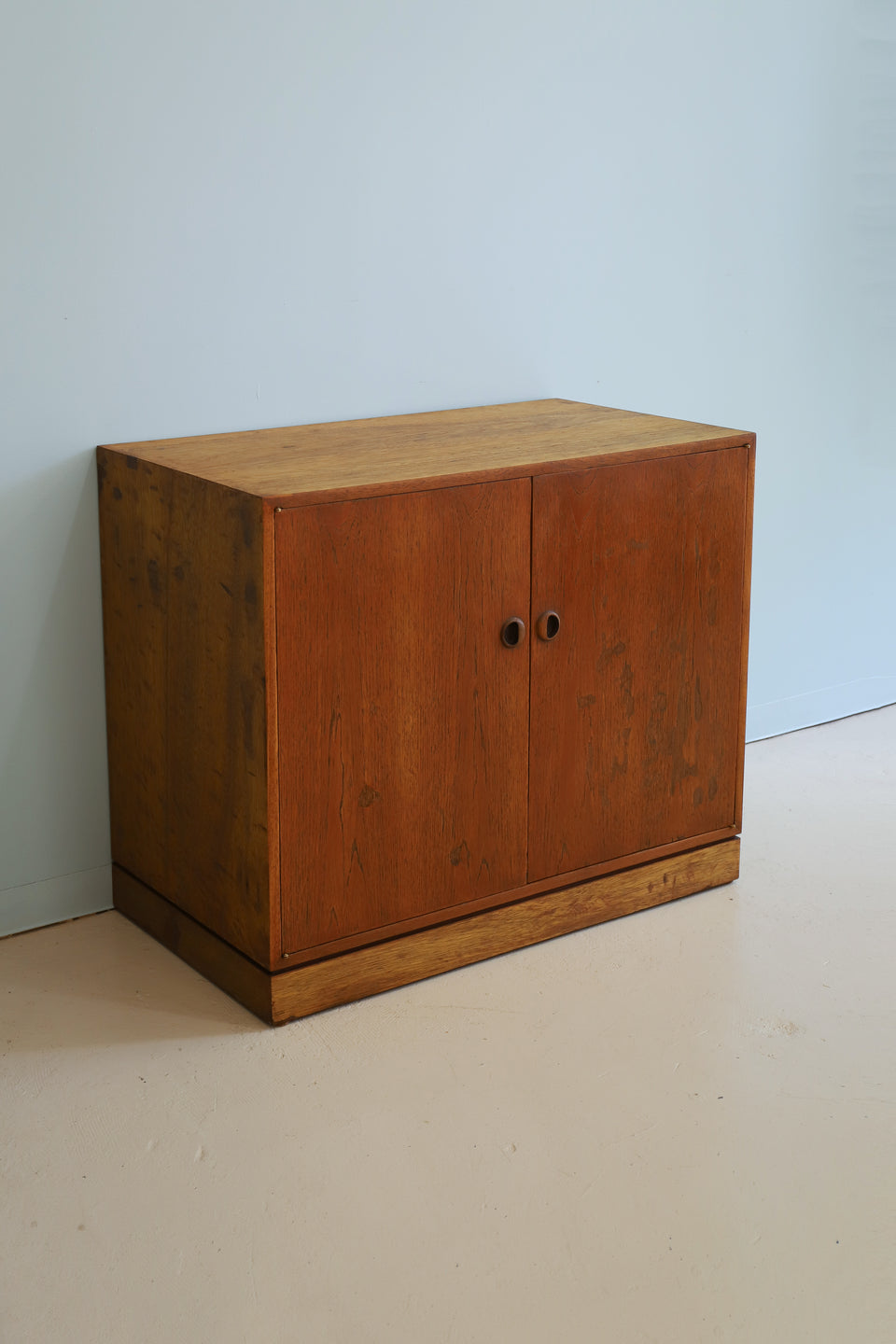 ヴィンテージ オーディオ レコードキャビネット 北欧モダン 収納家具