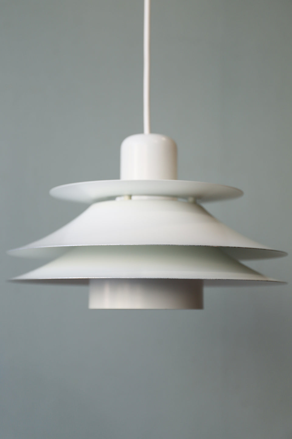 ヤマギワ取扱い デンマーク Horn ペンダントライト PV058W 照明 北欧