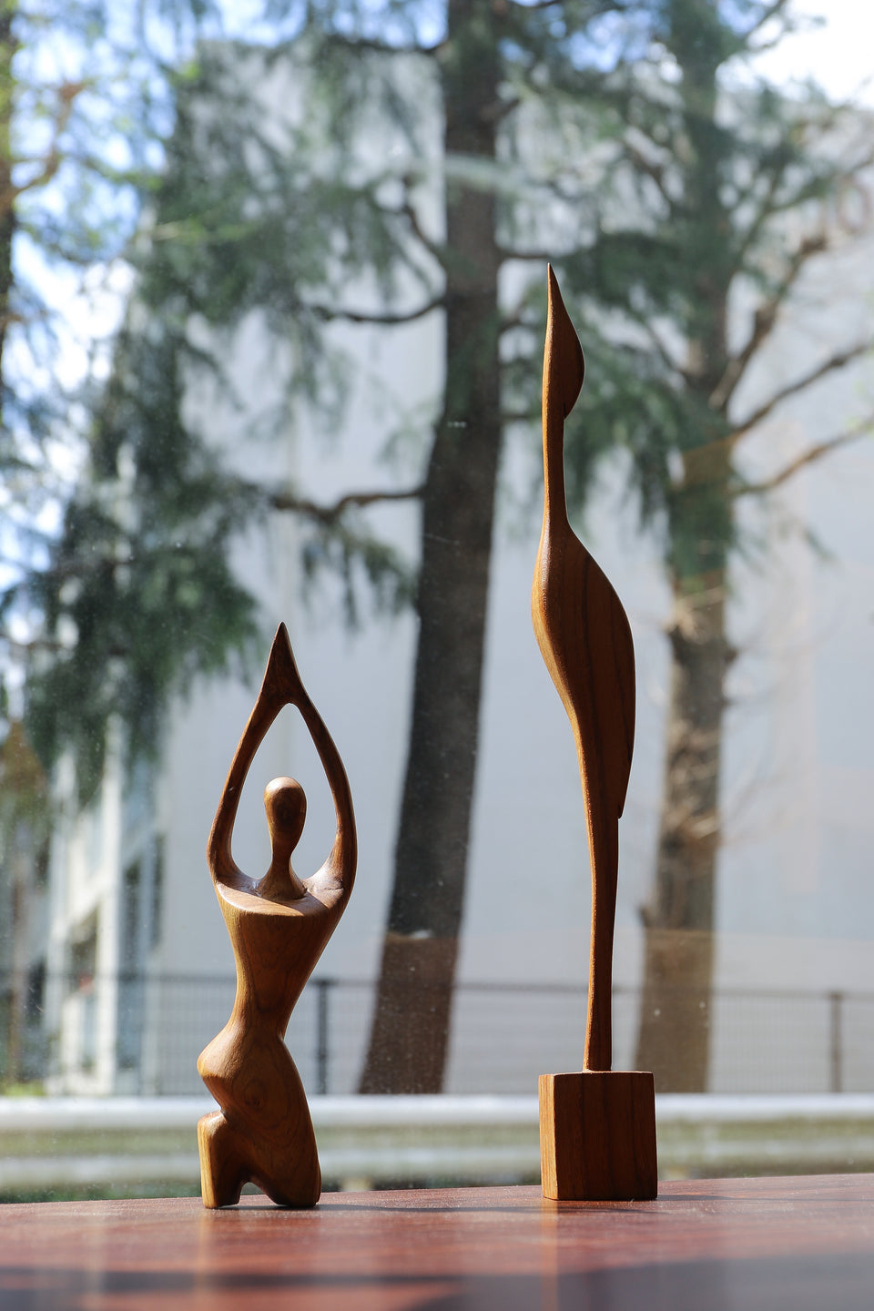 不思議な 木彫 人物像 2 古道具 アンティーク オブジェ 不思議な 木彫