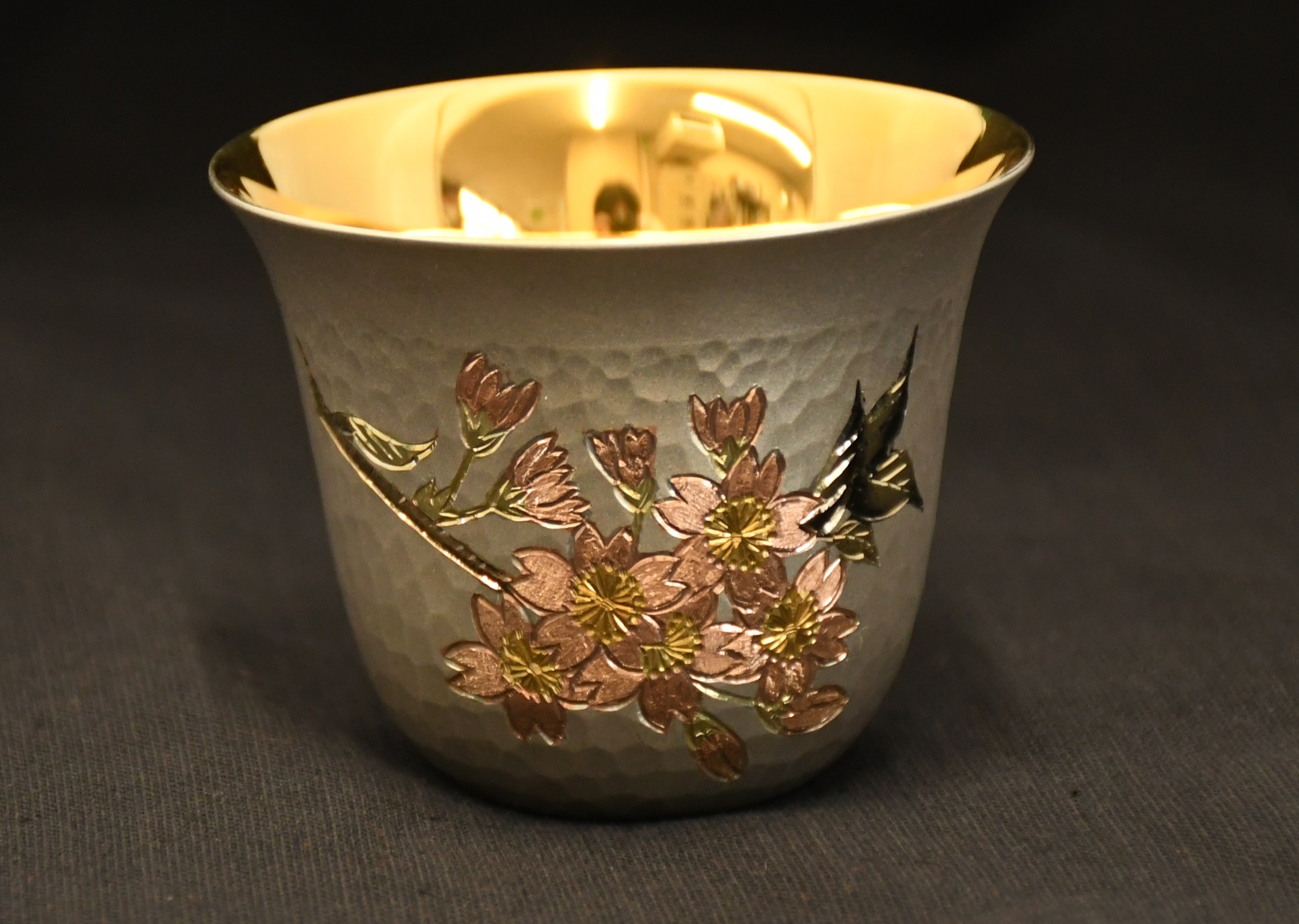 人間国宝 奥山峰石 純銀 ぐい呑 白梅 銀製 グラス silver 杯 人間国宝