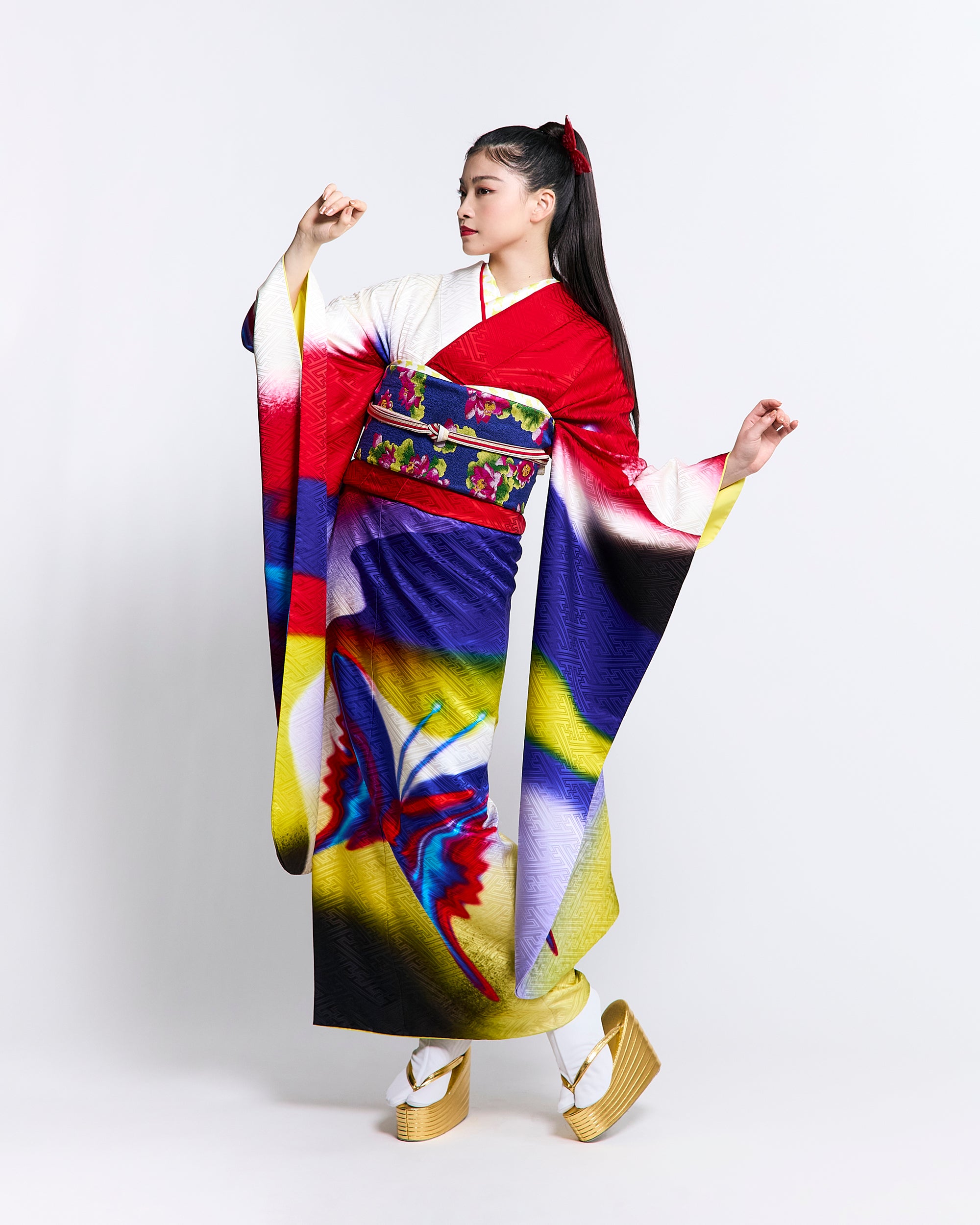 成人式振袖レンタル｜五色五光 蝶 – 振袖KAPUKI