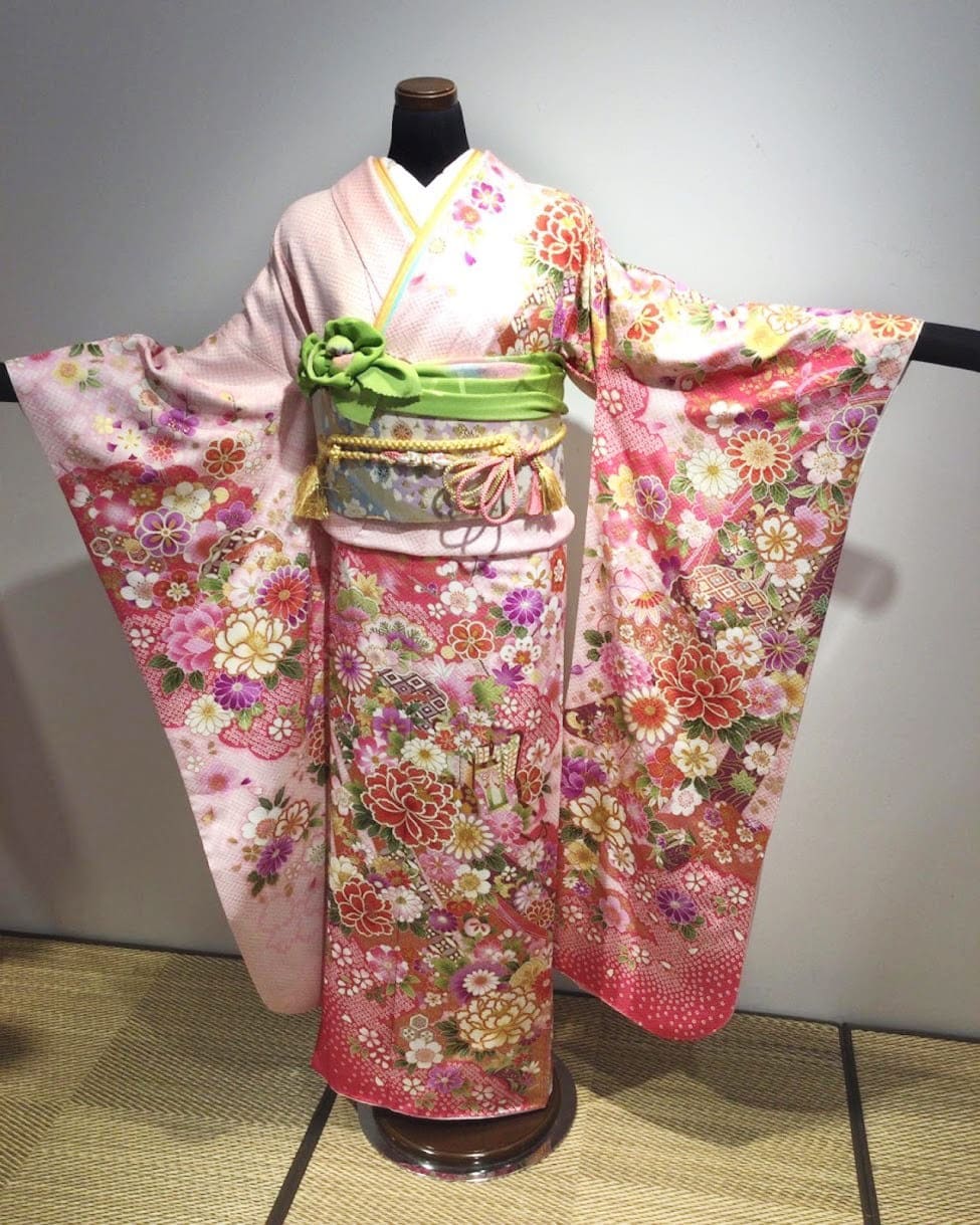 きもの鈴乃屋 鹿児島店 | MK振袖スタイル | 振袖購入・レンタル専門店