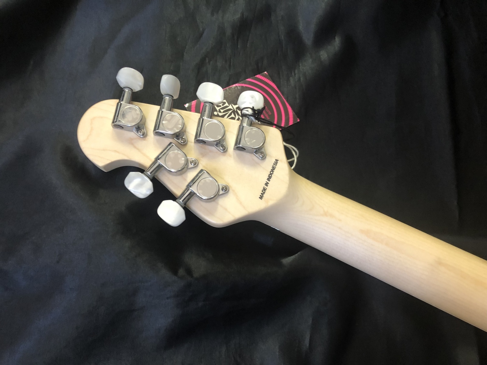 Sterling by Musicman / AX40 AXIS Transparent Gold（新品・送料無料