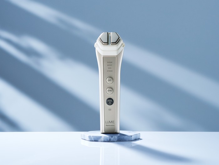 LUMIE 美顔器 アウトレット 充電器付き ナリス ルミエ LUMIE 美顔器