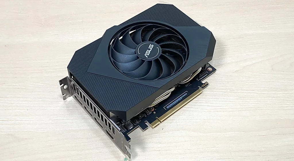 I7 8700cpu+RTX2060 cpuジャク品、GPU風扇が少し動作悪い I7 8700cpu+