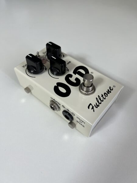 fulltoneが廃業したから、滑り込みでOCDを買う。 - がんばれジャズマスター