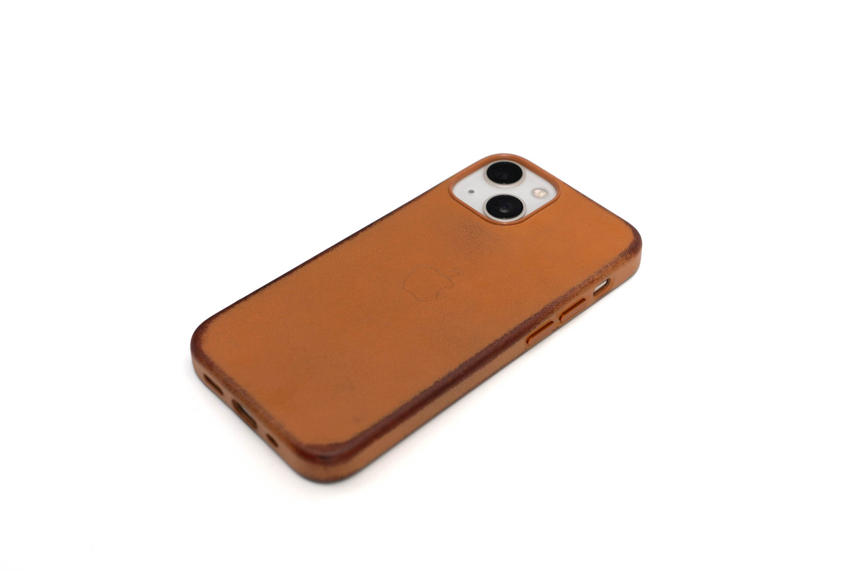iPhone 13 mini用純正レザーケース（ゴールデンブラウン）を9ヶ月使っ