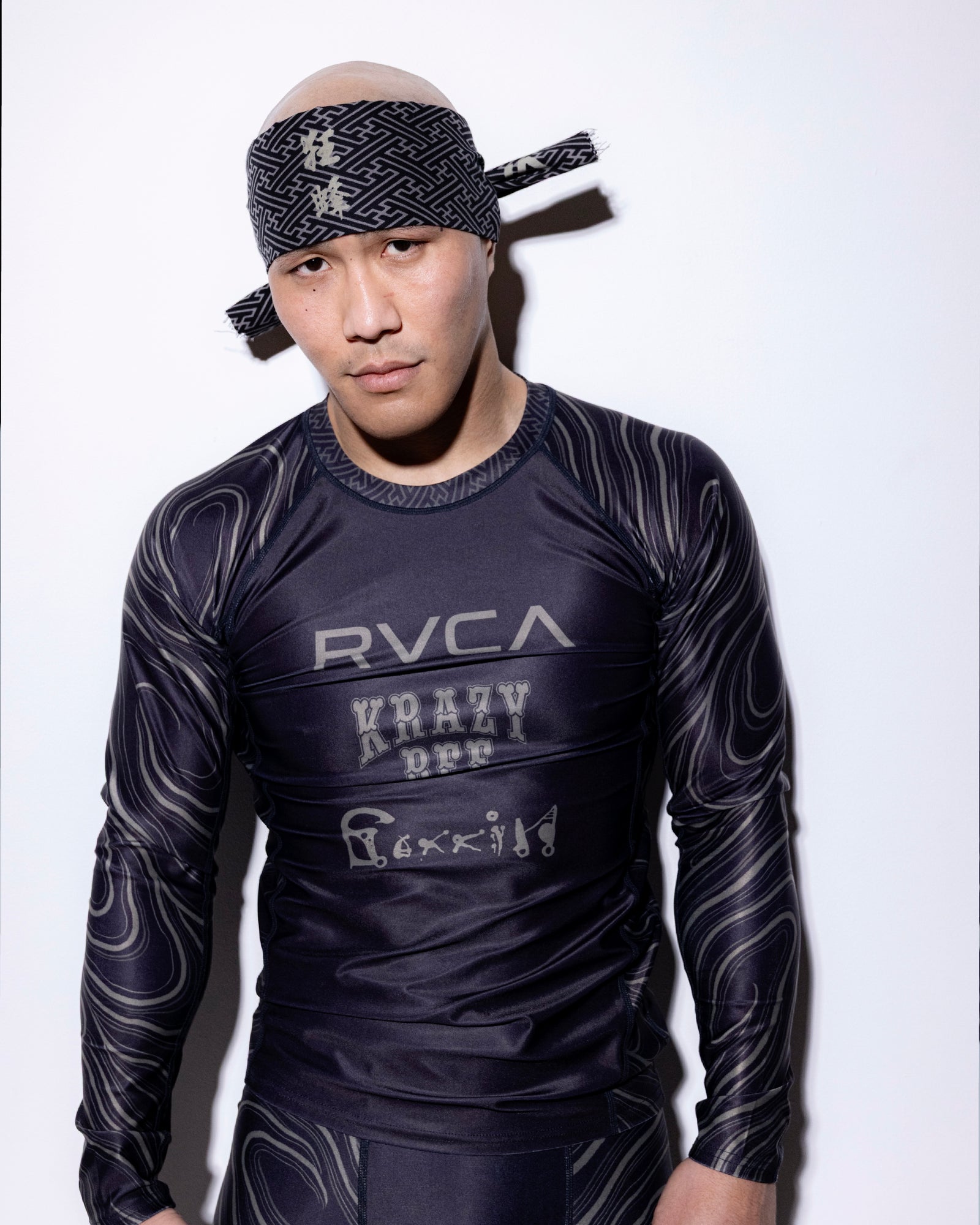 美品 KRAZY BEE 山本KID ラッシュガード セール中 山本 KID KRAZY BEE