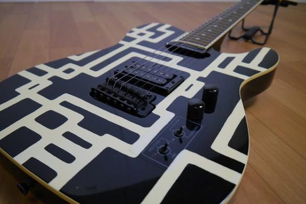 布袋モデル サスティナー搭載 Fernandes/フェルナンデス エレキギター