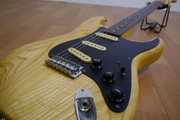 整備品】ESP Navigator CUSOTM STRATOエレキギター 整備品】ESP