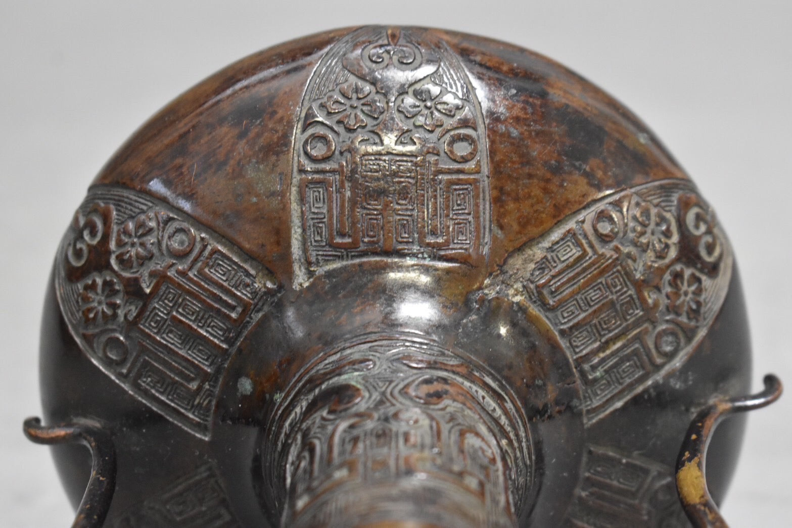 週末セール】上海骨董街 茶瓶 銅製 大明宣徳年製刻印あり 上海骨董街