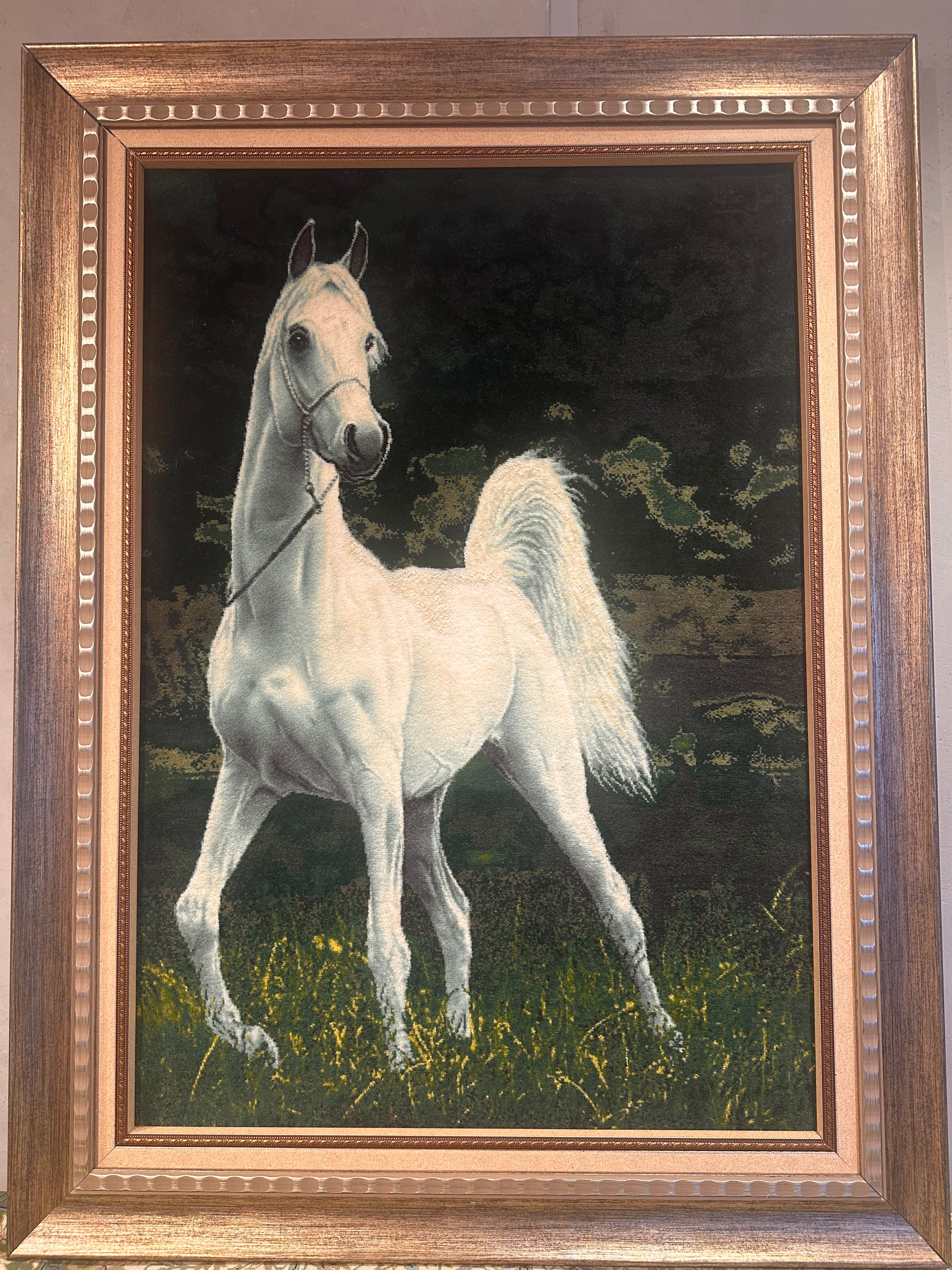 額入りペルシャ絨毯馬絨毯は卓上サイズ