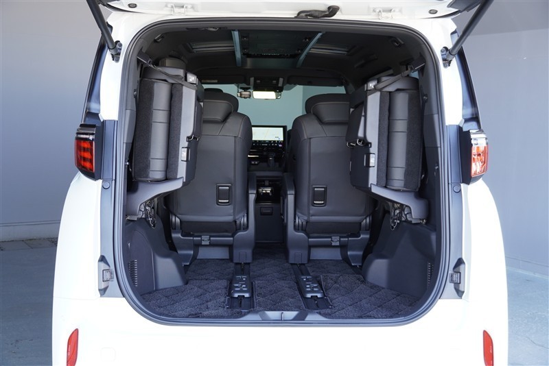 アルファード Z 4WD（135011910815）の中古車 | トヨタ認定中古車