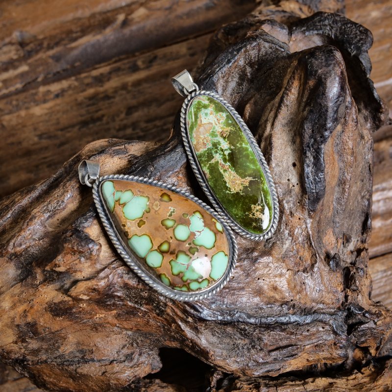 ナバホ族 ロビンツォーシー ローンマウンテン インディアンジュエリー