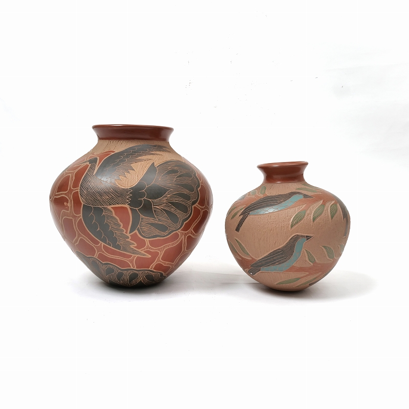 陶器の壺 - グレーと茶色のアクセント 陶器の壺 - グレーと茶色の