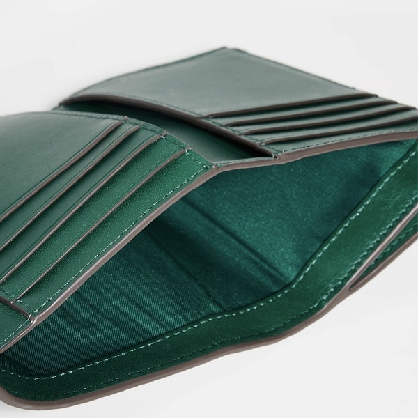 Qoo10] TORY BURCH 三つ折り財布 レディース 55340