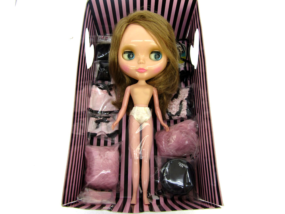 未使用！CWC限定4000体 Blytheネオブライス リルハートブライス♪ 未