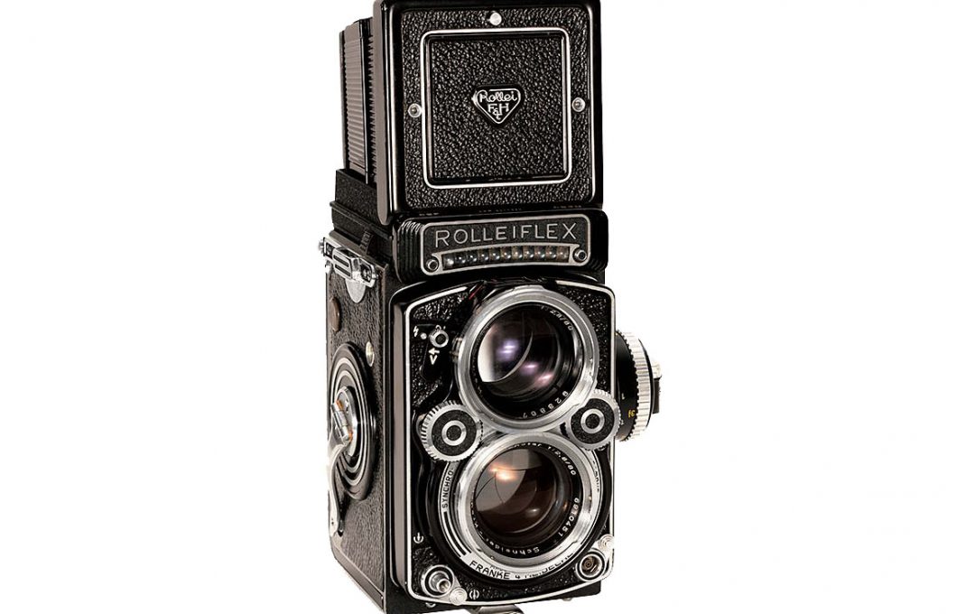 ましかくフォーマットが楽しい本格中判カメラ「ROLLEIFLEX 2.8F
