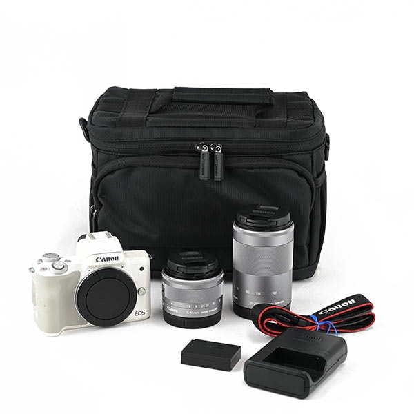 キヤノン ミラーレス一眼カメラ EOS Kiss M ホワイト ダブルズーム