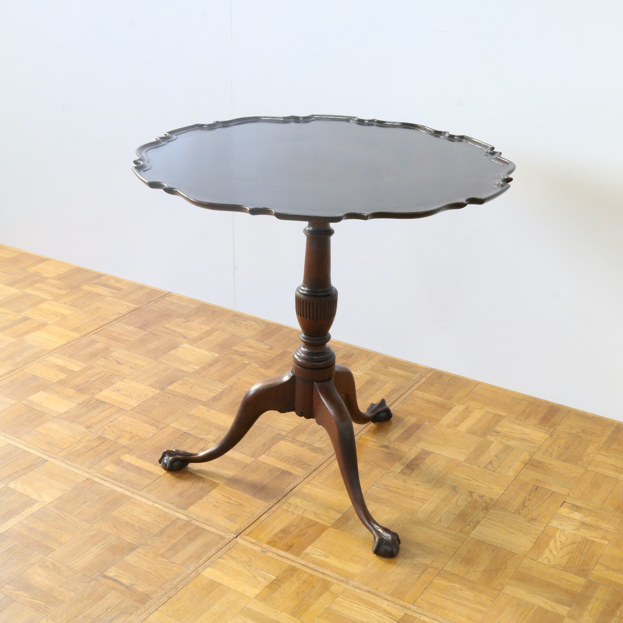 アンティークの小さなテーブル【初めてのアンティーク-スモール