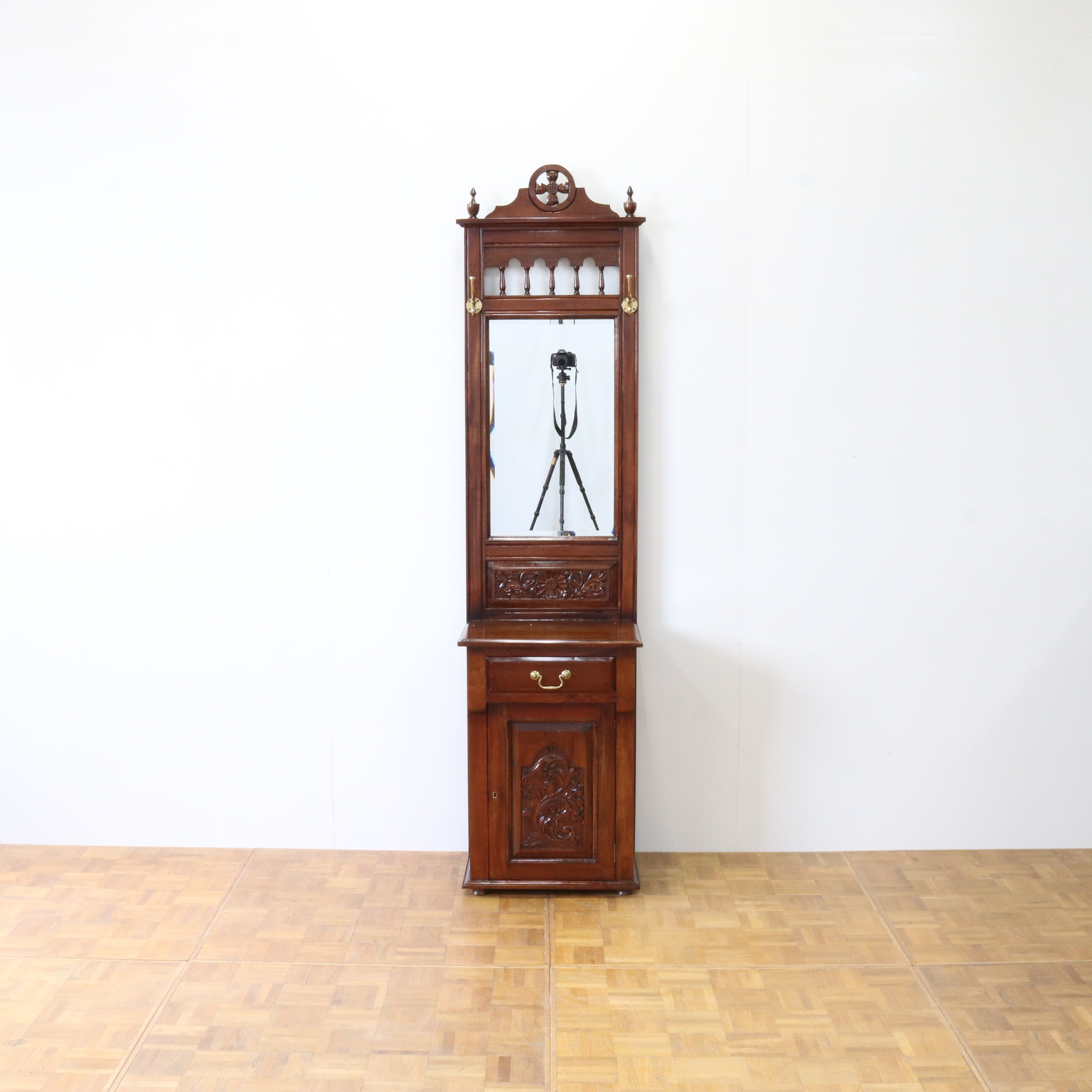 ホールスタンド | アンティークショップ ジェオグラフィカ ｜E-SHOP