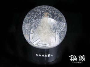 CHANEL スノードーム