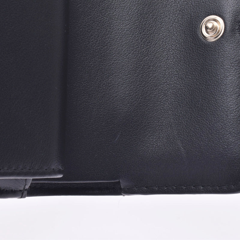 シャネルCCフィリグリー コンパクトウォレット 黒 ゴールド金具