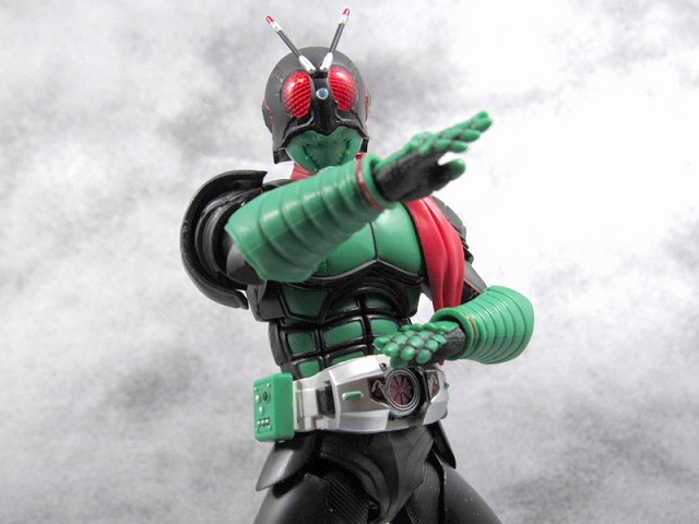 仮面ライダー 旧1号 フィギュア 本郷猛 藤岡弘 昭和 CSM SHF真骨彫 緑