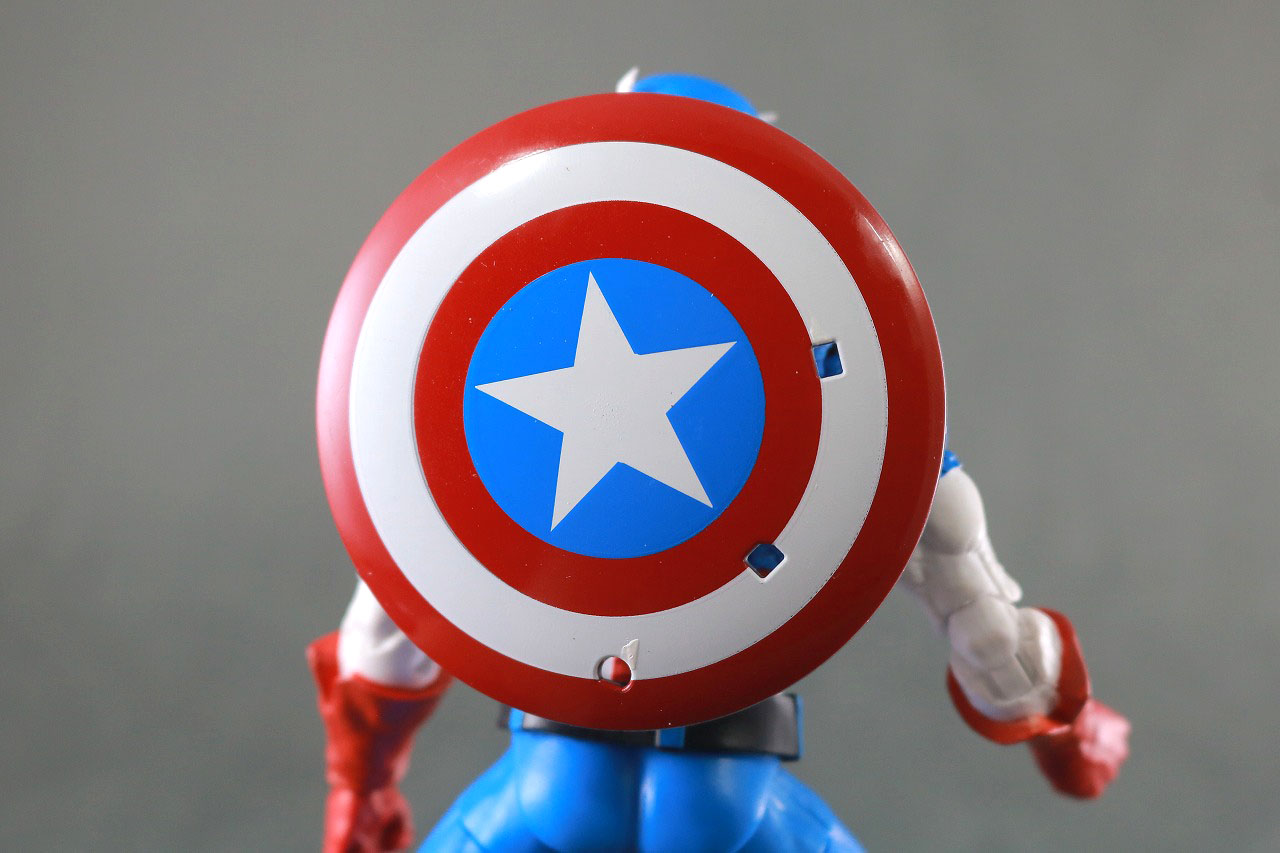 ハズブロ マーベル レジェンド キャプテン ・ アメリカ 20周年記念版