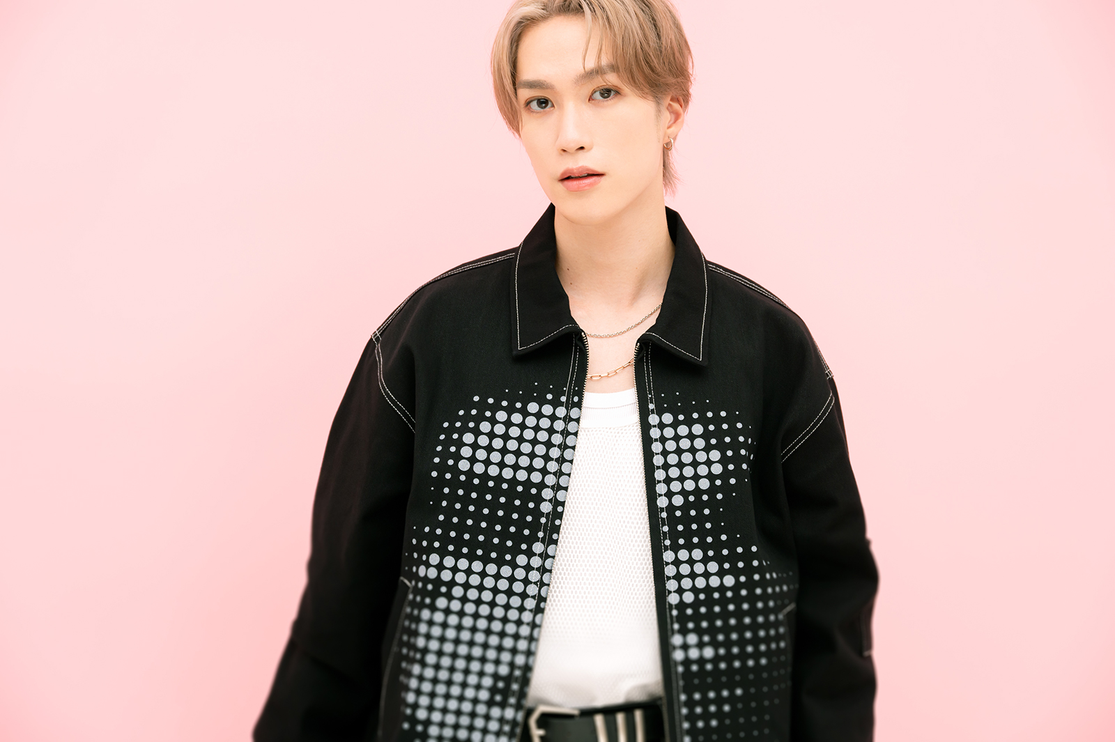 藤原樹とマースの愛おしい日々。フォトブック『Mars』の制作裏話を告白