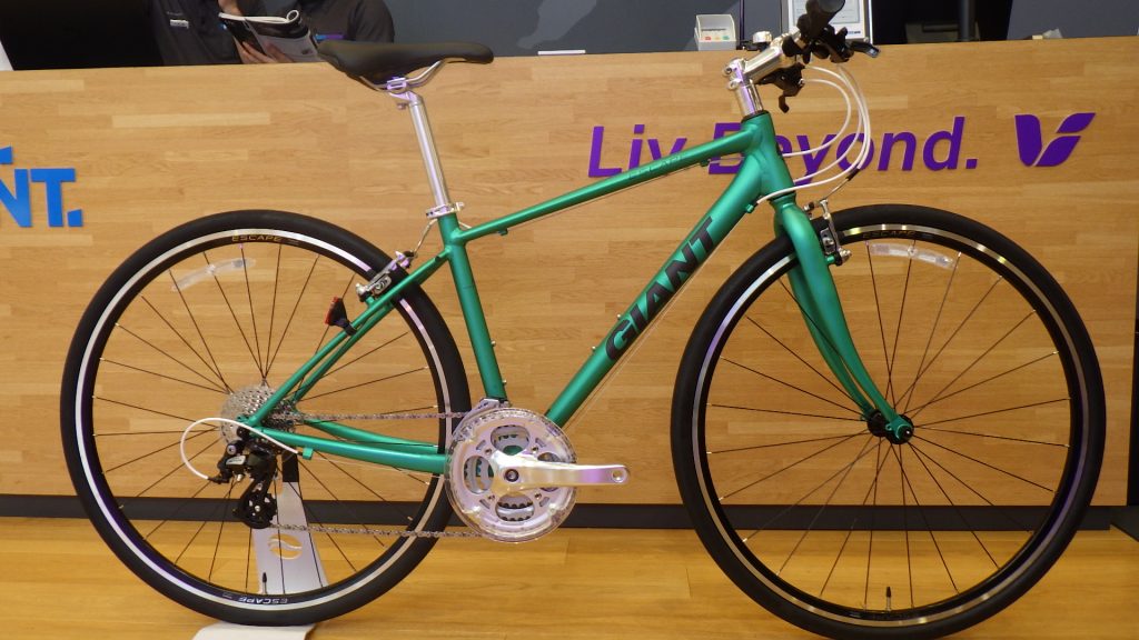 ホグラーGIANT ESCAPE R3 サイズM 2020年 ジャンク 2023 GIANT