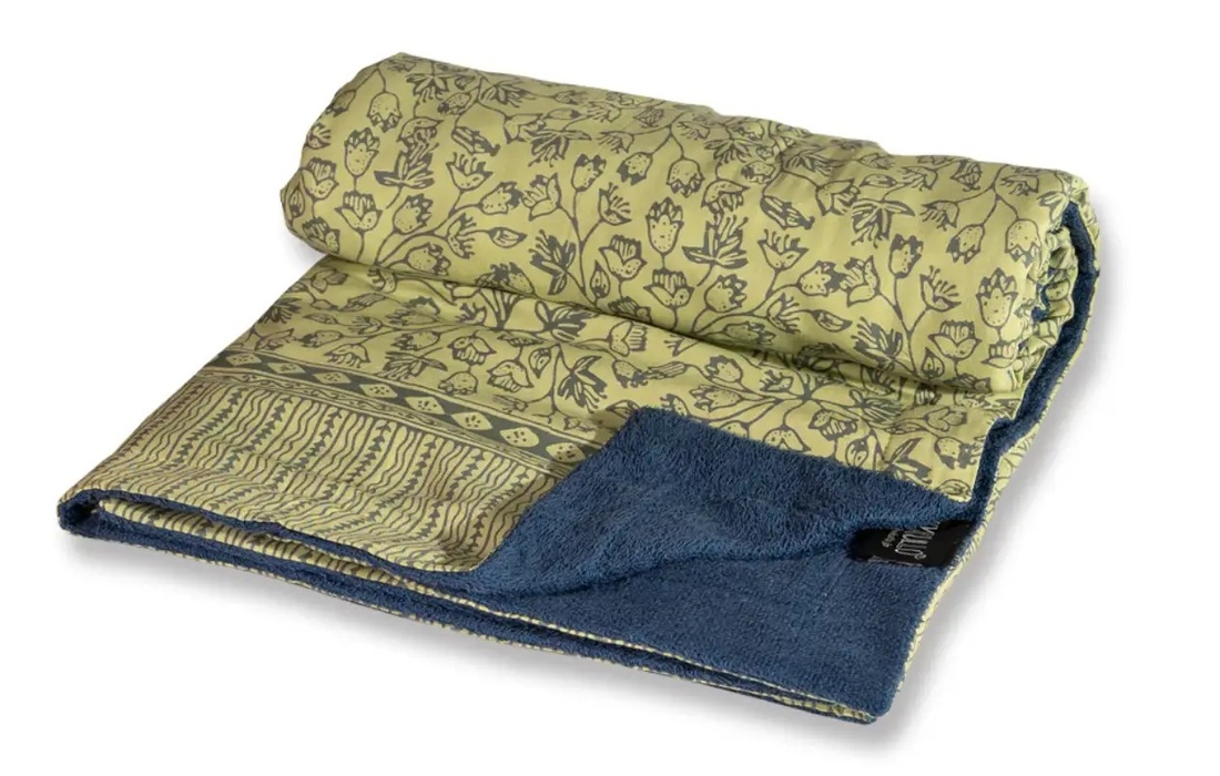 KYKULLOビーチタオル」をギフトとして贈れます。 - 体を動かす楽しみ