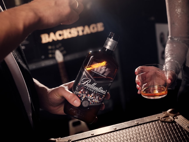 数量限定】バランタインファイネスト 700ml瓶アーティストボトル（KISS