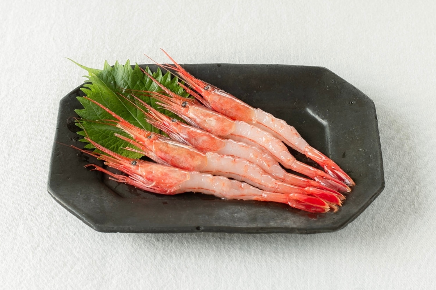 道内限定冷蔵配送！】生の状態でお届け！赤色の濃さが違う！！甘海老