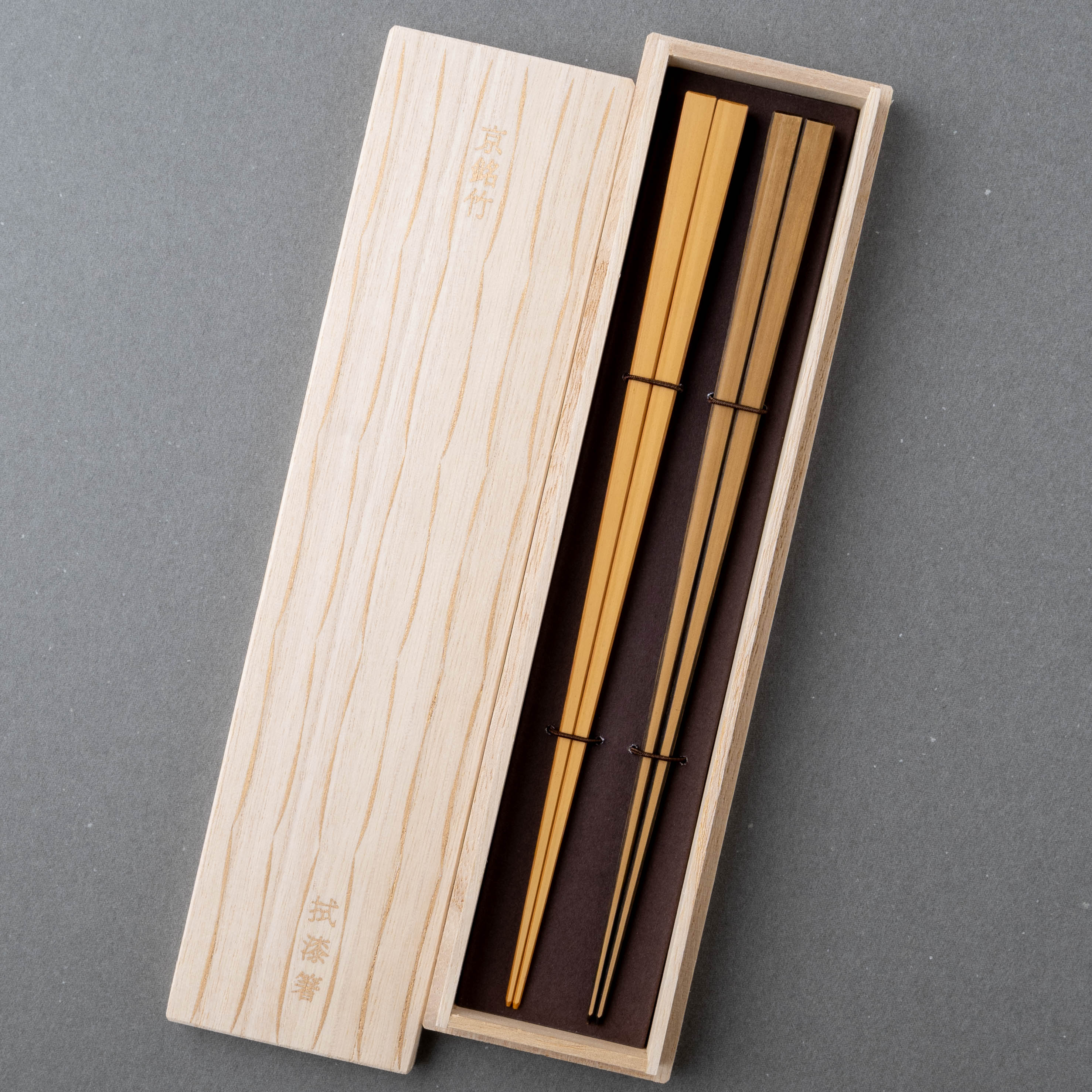 樹木形在銘筆筒 [B26474] 樹木形在銘筆筒 [B26474] 竹木筆筒_