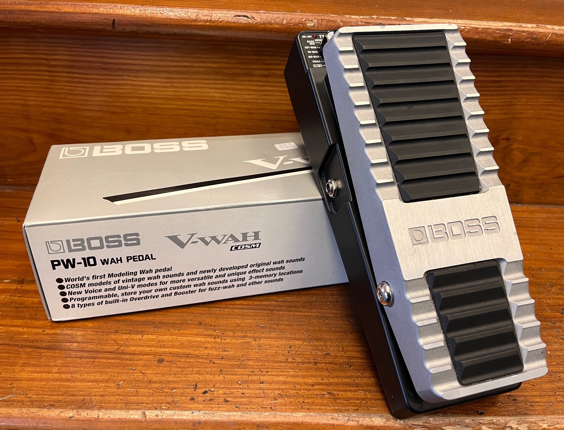 BOSS PW-10 ワウペダル ユニバイブ PW-10 BOSS ワウペダル To What Mode