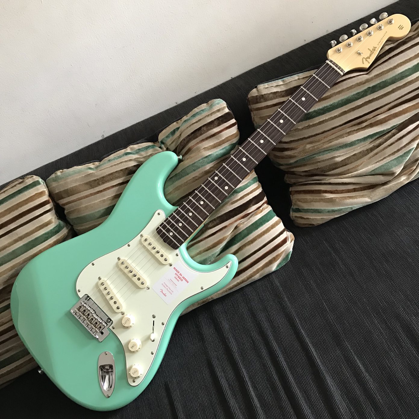 No Stock !! ** Fender Japan Hybrid '60s Stratocaster Surf Green