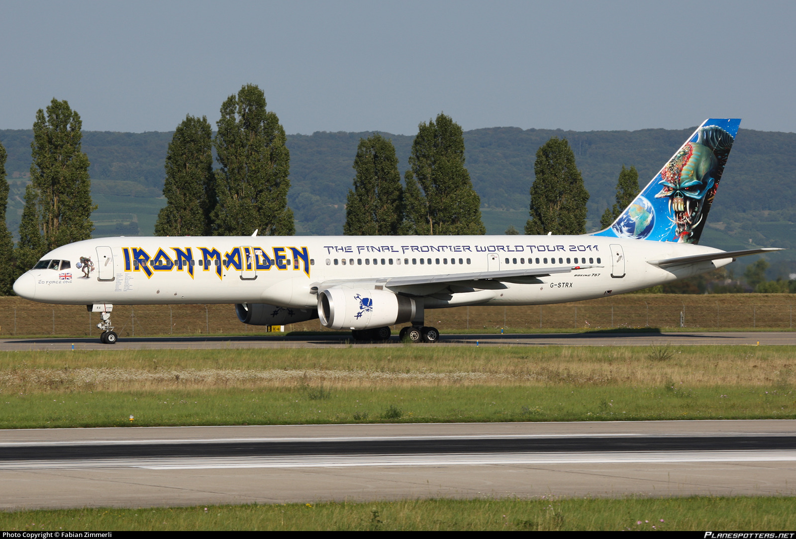 Astraeus (Iron Maiden) 757-200 - Features - Infinite Flight Community