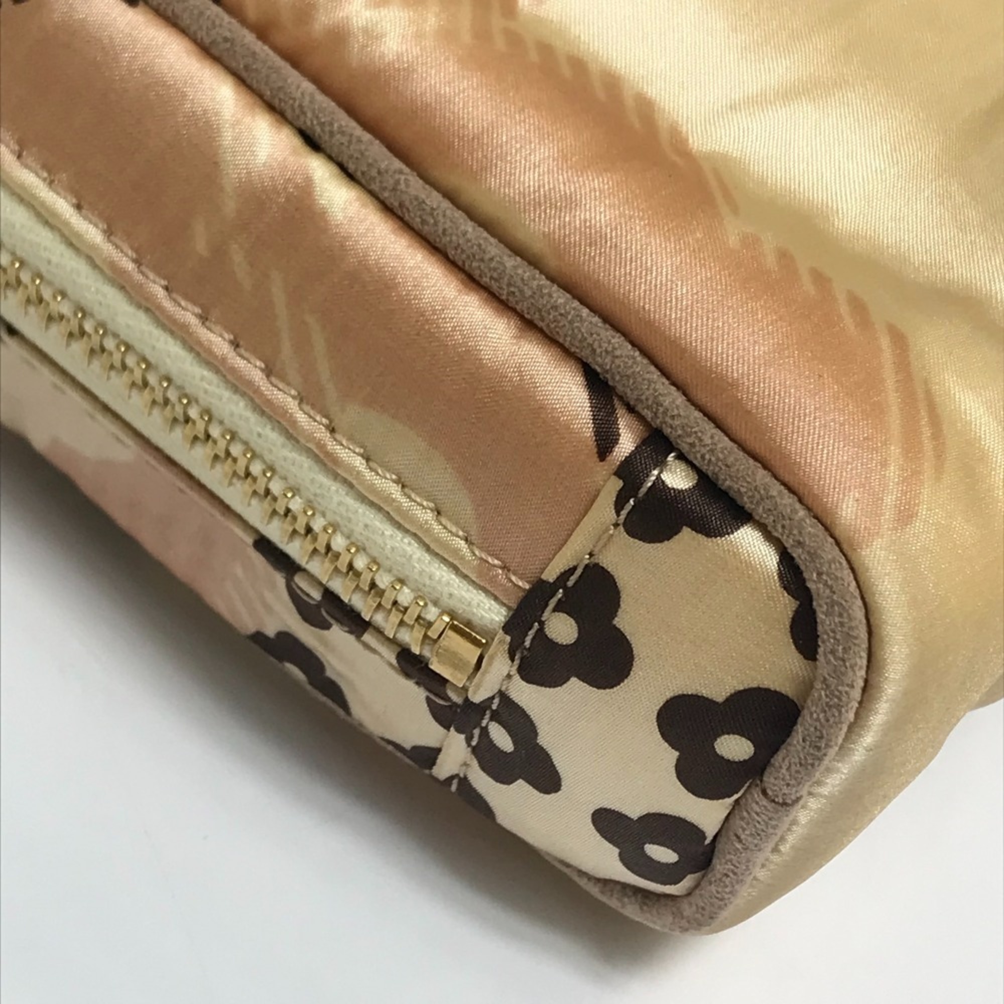 Chanel Eye mask pouch pillow set Travel case pink | eLADY Globazone