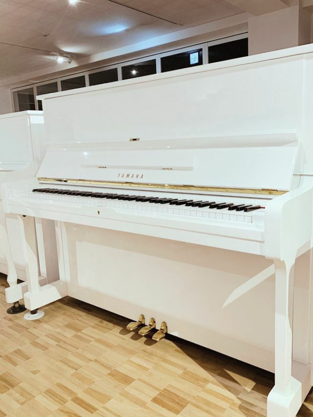 YAMAHA(ヤマハ) U1H 中古ピアノ 初心者にもお薦め！ヤマハの白いピアノ
