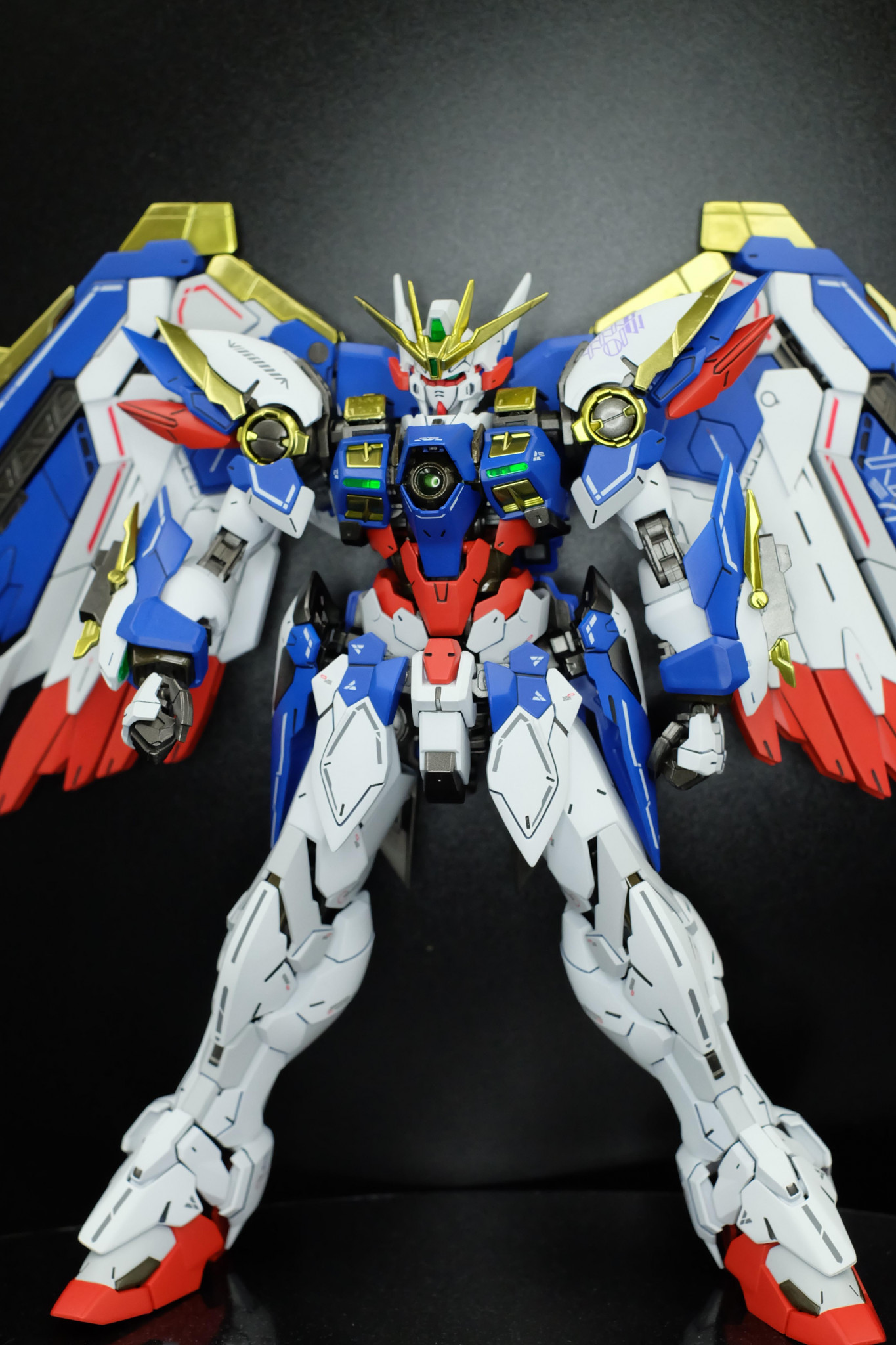 HiRM(ハイレゾリューションモデル) ウイングガンダム EW 全塗装 完成品